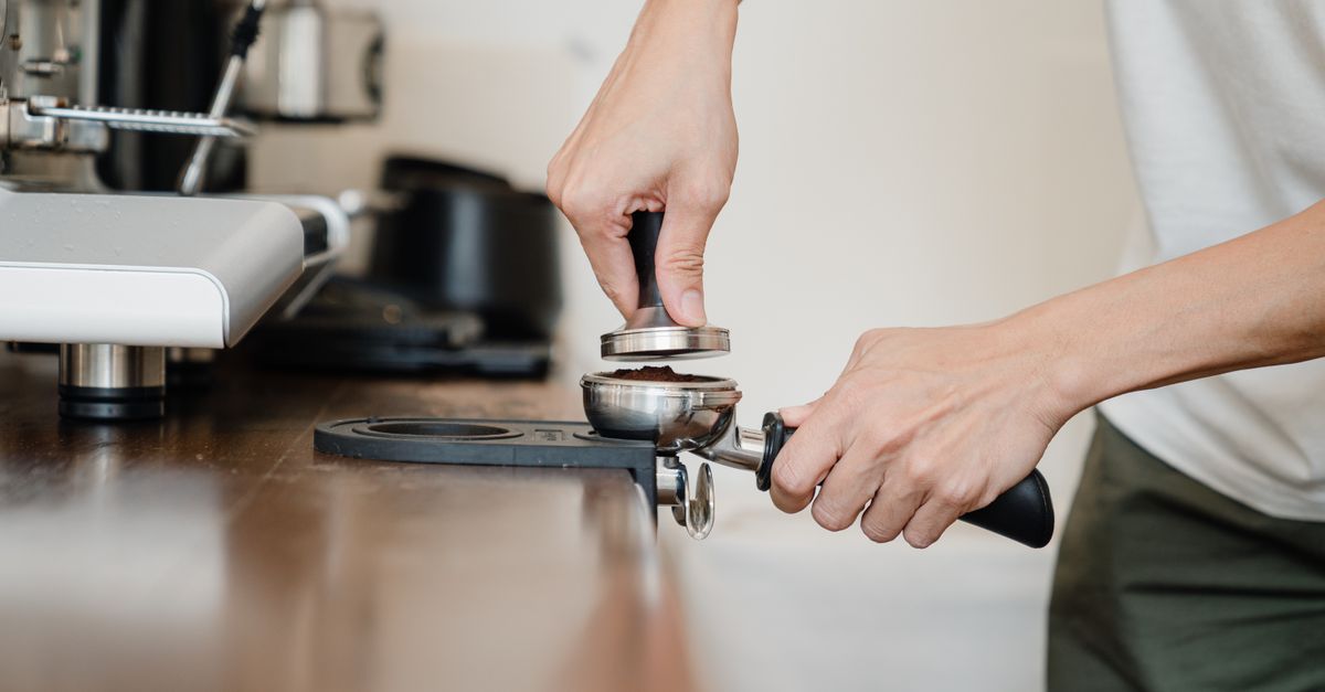 Espresso Tamper and Distribution Tools UK: What Actually Improves Your Shot