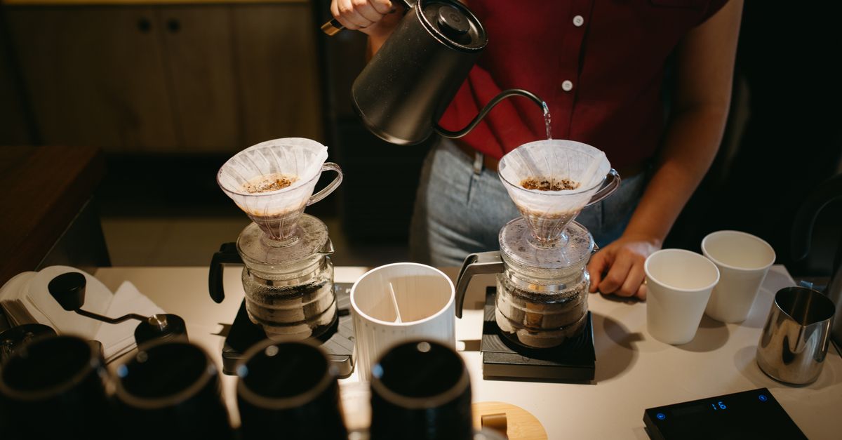 Gooseneck Kettle Pour Over UK 2026: Temperature and Flow Control
