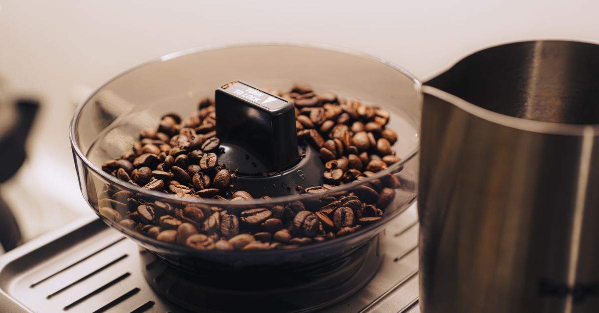Best Coffee Grinder UK 2026: Espresso & Filter Picks